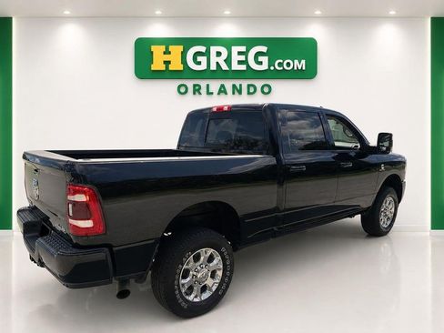 Used 2024 RAM 2500 Laramie AWD/4WD image 6