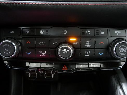 Used 2022 Dodge Durango R/T w/ Blacktop Package image 20