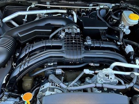 Used 2020 Subaru Crosstrek 2.0i Limited w/ Moonroof Package w/Navigation image 34