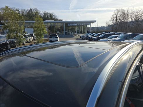 New 2026 BMW X5 xDrive40i w/ Climate Comfort Package image 12