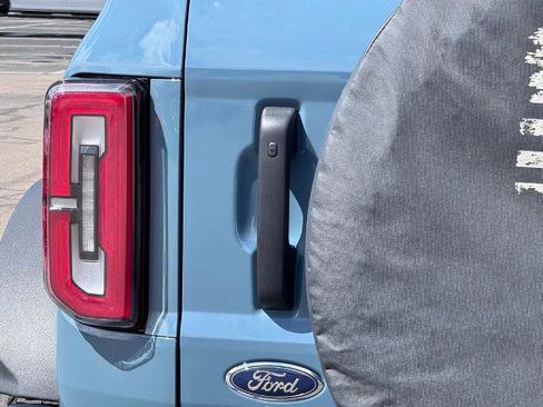 Certified 2023 Ford Bronco Wildtrak AWD/4WD image 11