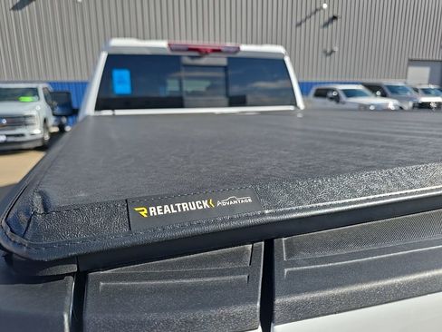 Used 2026 GMC Sierra 2500 AT4 w/ AT4 Premium Plus Package image 6