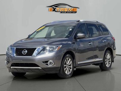 Used 2016 Nissan Pathfinder SL