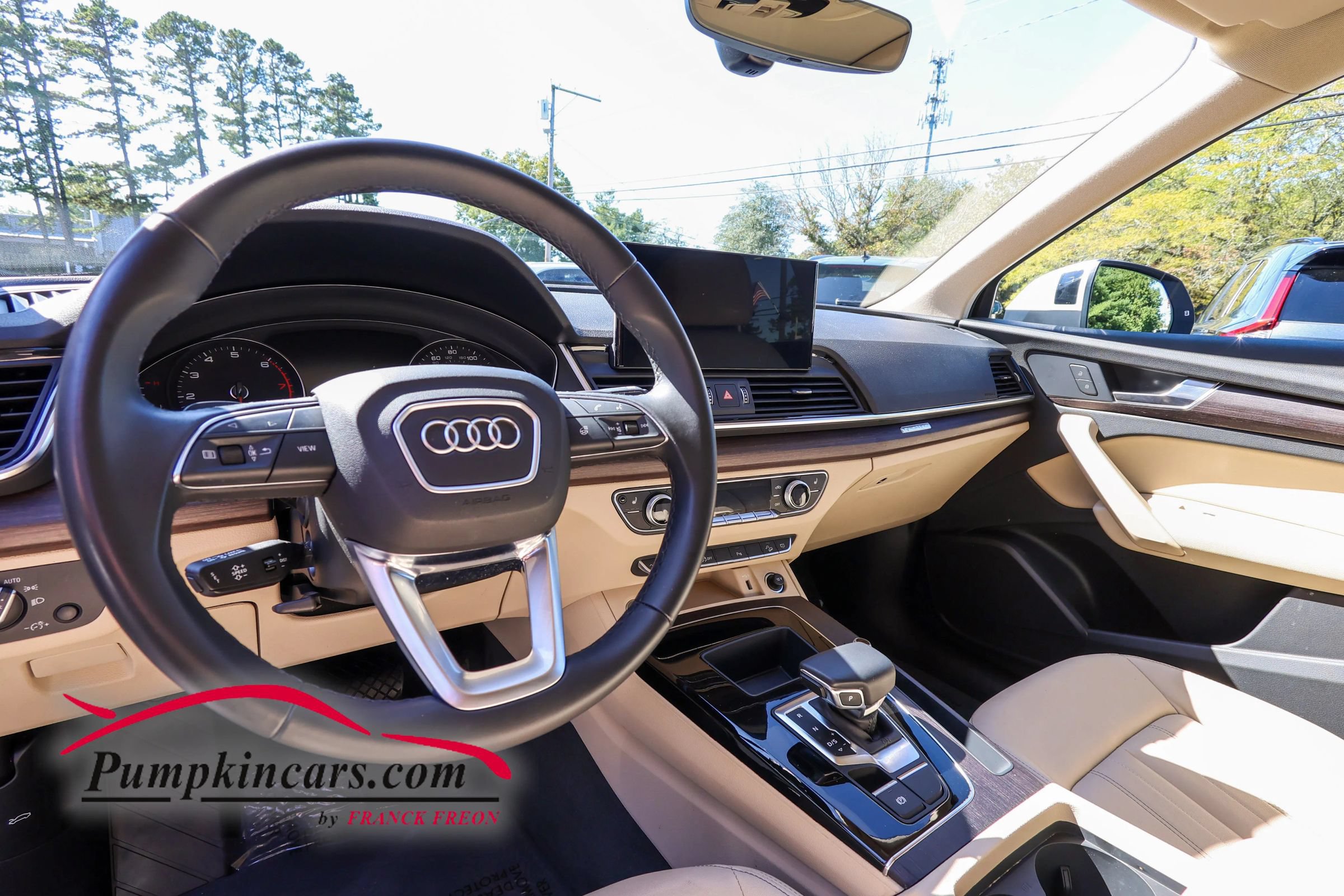 Used 2023 Audi Q5 2.0T Premium w/ Convenience Package AWD/4WD image 17