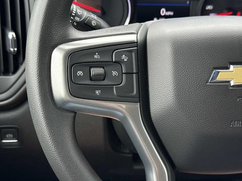 Used 2022 Chevrolet Silverado 1500 Custom w/ Safety Confidence Package AWD/4WD image 8