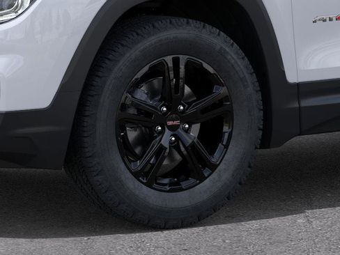 New 2024 GMC Terrain AT4 w/ Infotainment Package II AWD/4WD image 9
