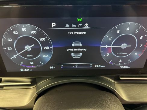 Used 2024 Kia Carnival SX image 22