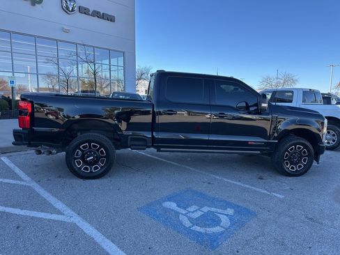 Used 2025 Ford F350 Platinum image 31