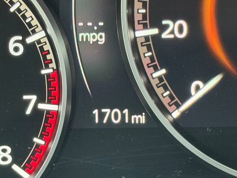 Used 2026 MAZDA MAZDA3 2.5 S Hatchback w/ Premium Pkg FWD image 34