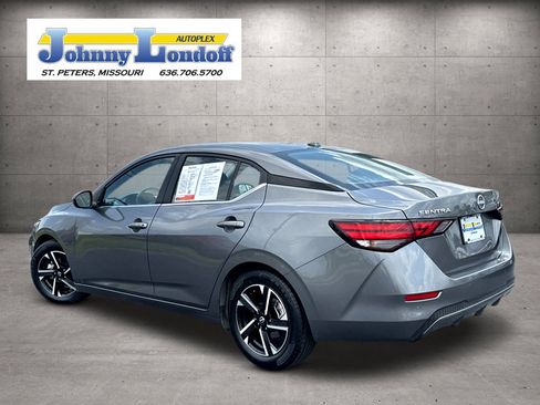 Used 2025 Nissan Sentra SV FWD image 3