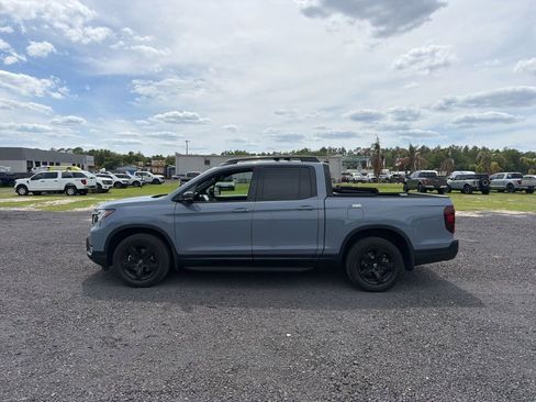 Used 2022 Honda Ridgeline Black Edition image 2