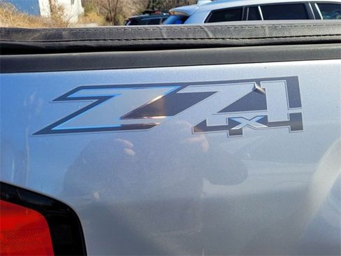 Used 2015 GMC Sierra 1500 SLT w/ SLT Crew Cab Value Package image 3