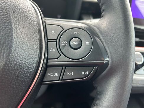 Certified 2026 Toyota Corolla Cross LE FWD image 19