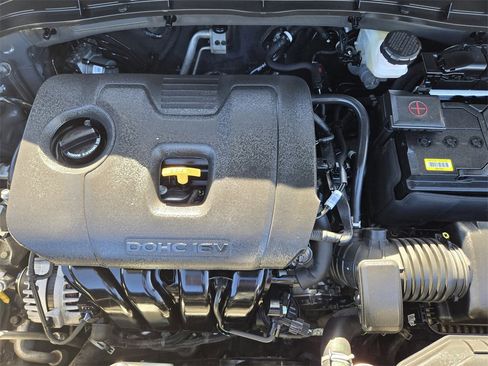 Certified 2023 Kia Soul LX image 27