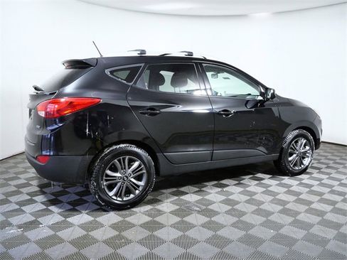 Used 2015 Hyundai Tucson SE image 8