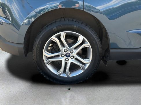Used 2016 Ford Edge Titanium w/ Equipment Group 301A AWD/4WD image 33