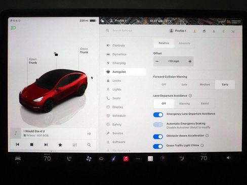Used 2023 Tesla Model Y Long Range AWD/4WD image 30