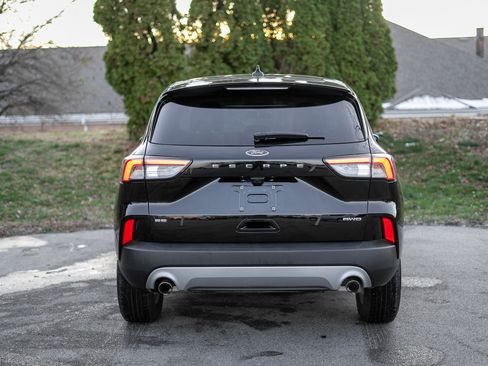 Certified 2022 Ford Escape SE w/ Cold Weather Package image 6