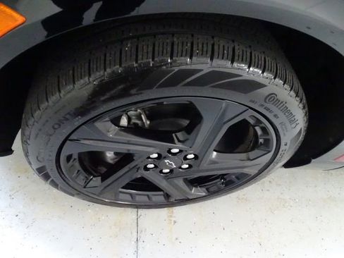 Used 2025 Chevrolet Equinox EV RS w/ Convenience Package II image 25