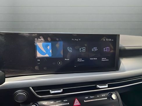 Used 2025 Hyundai Sonata SEL FWD image 15