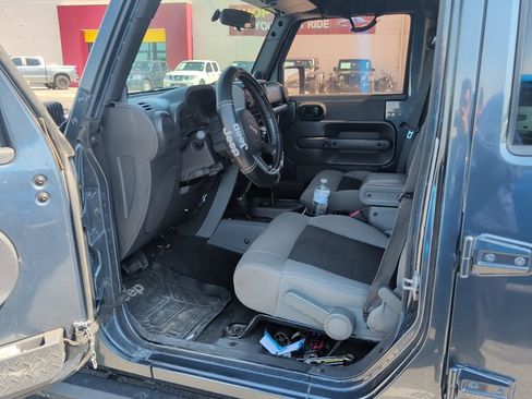 Used 2008 Jeep Wrangler Unlimited X AWD/4WD image 5
