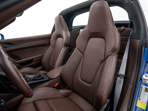 Certified 2025 Porsche 911 Targa 4S AWD/4WD image 21