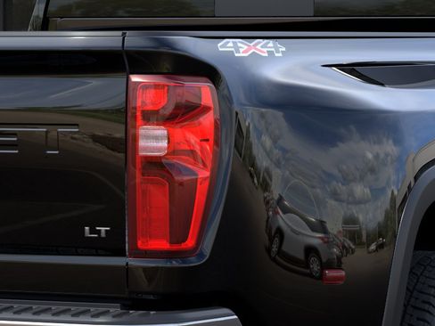 New 2026 Chevrolet Silverado 3500 LT w/ All Star Edition AWD/4WD image 11