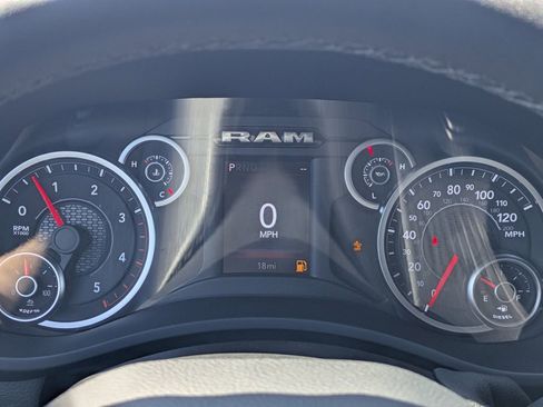 New 2026 RAM 2500 Big Horn AWD/4WD image 30