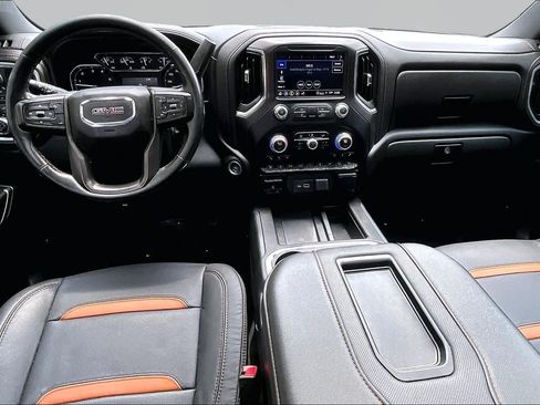Used 2022 GMC Sierra 2500 AT4 w/ AT4 Preferred Package AWD/4WD image 15