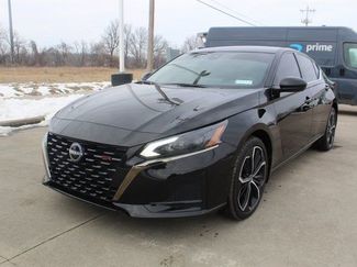 Used 2025 Nissan Altima 2.5 SR w/ SR Premium Package video 1