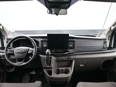 Used 2023 Ford Transit 350 XLT image 27