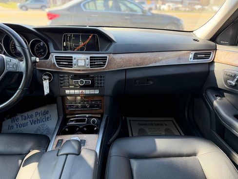 Used 2014 Mercedes-Benz E 350 4dr Sdn E350 Luxury 4MATIC image 27