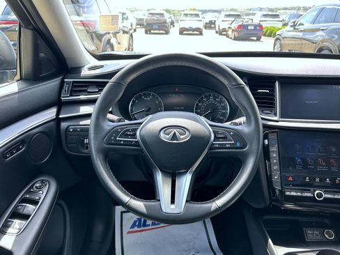 Certified 2025 INFINITI QX50 Luxe AWD/4WD image 11