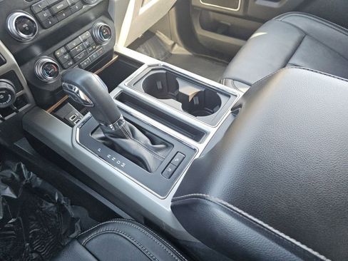 Used 2020 Ford F150 Lariat w/ Equipment Group 502A Luxury AWD/4WD image 36