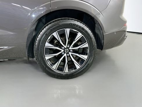 Certified 2023 Volvo XC60 B5 Plus w/ Climate Package image 30