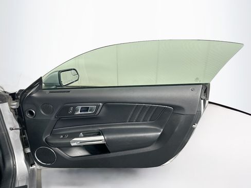 Used 2020 Ford Mustang Premium RWD image 27