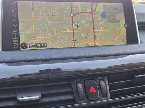 Used 2016 BMW X5 xDrive35d image 18