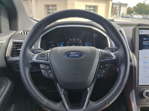 Used 2021 Ford Edge Titanium w/ Equipment Group 301A AWD/4WD image 19
