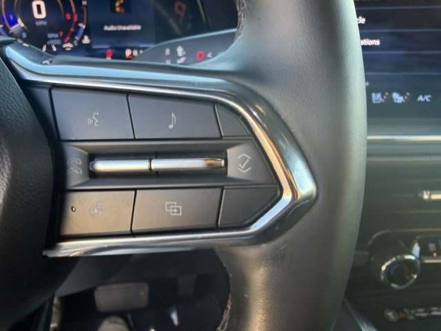 Used 2025 Chevrolet Tahoe Premier AWD/4WD image 18