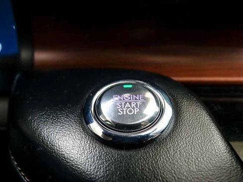 Used 2022 Lincoln Aviator Reserve w/ Elements Package Plus AWD/4WD image 17