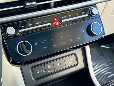 Certified 2025 Hyundai Tucson SEL image 6