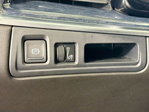 Used 2024 Cadillac XT5 Premium Luxury AWD/4WD image 10