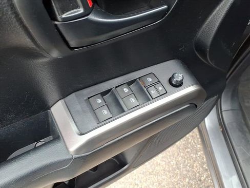 Used 2021 Toyota Tacoma SR5 image 17