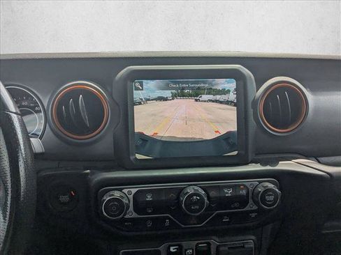 Used 2022 Jeep Gladiator Mojave w/ LED Lighting Group AWD/4WD image 13