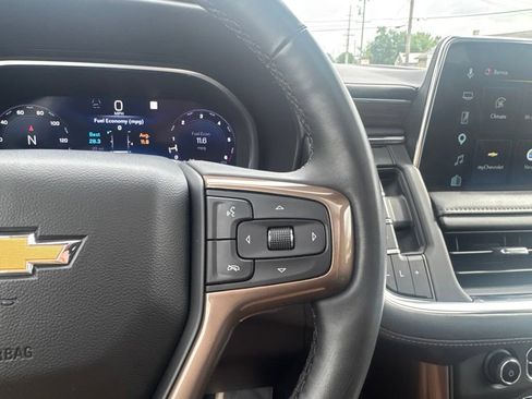 Used 2023 Chevrolet Suburban High Country w/ LPO, Illumination Package AWD/4WD image 37
