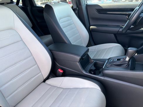 Used 2024 Honda CR-V Sport Touring image 15