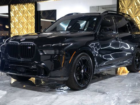 Used 2024 BMW X7 M60i w/ Executive Package AWD/4WD image 3