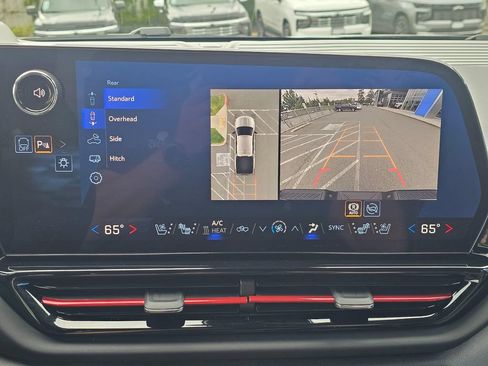 Used 2026 Chevrolet Silverado EV Trail Boss AWD/4WD image 31