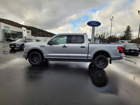 New 2025 Ford F150 Lightning XLT image 8