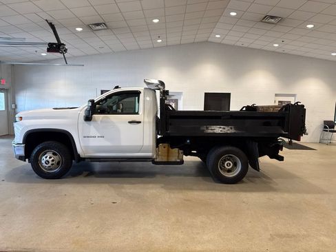 Used 2020 Chevrolet Silverado 3500 W/T w/ WT Convenience Package AWD/4WD image 4